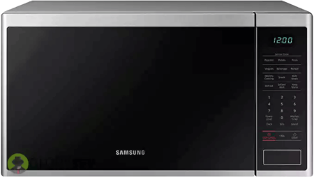 7. Samsung 1.4 cu. ft. Countertop Microwave Oven